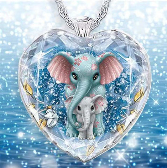 Fashion Crystal Pendant Elephant Necklace