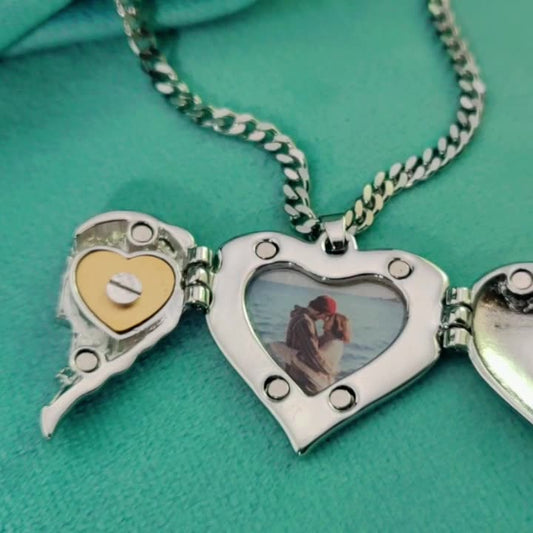 Color Printable Photo Heart Wings Necklace