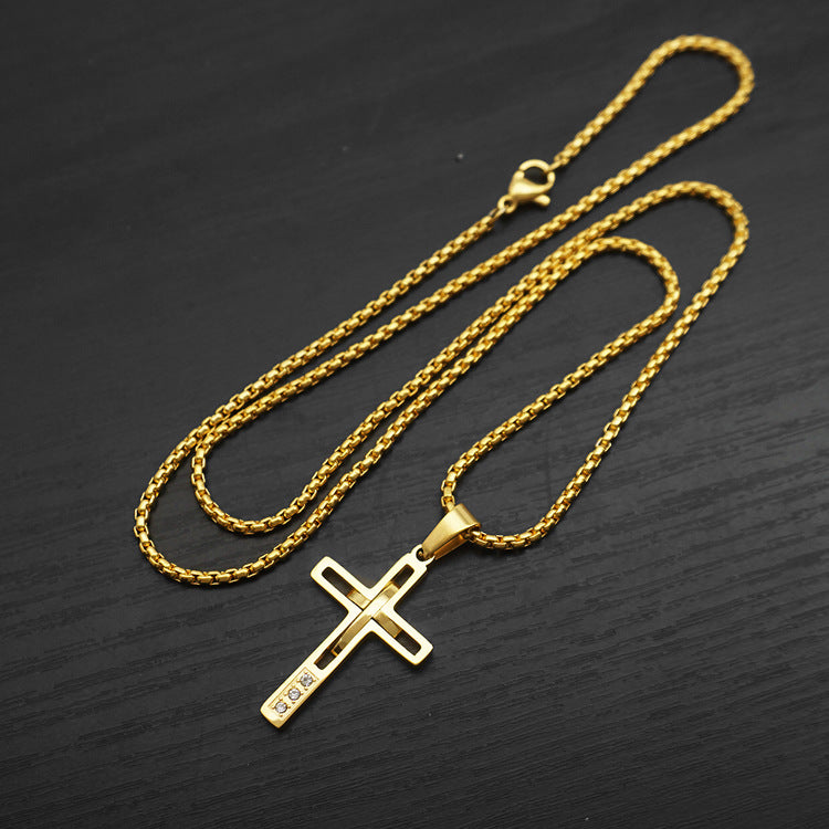 European And American Diamond Studded Hollow Gold Necklace