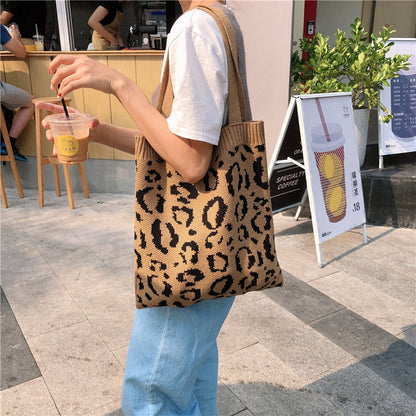 Knitted shopping bag leopard weave