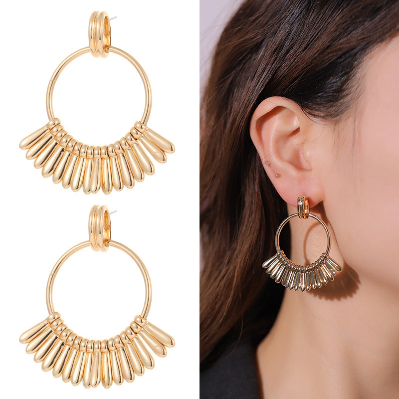 Women's Exaggerated Metal Grain Gold-plated Earrings