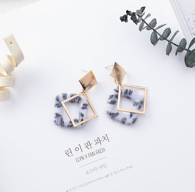 Leopard-printed geometric earrings metal square long earrings