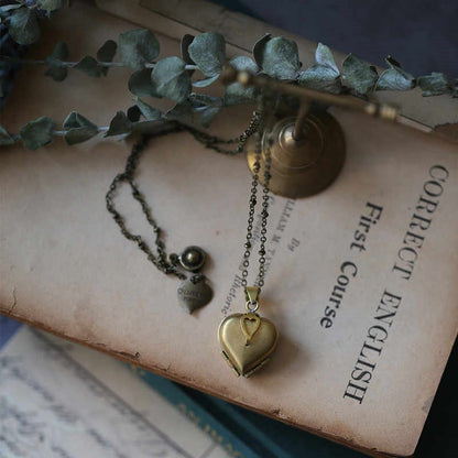 Can Open The Love Clover Customized Photo Necklace