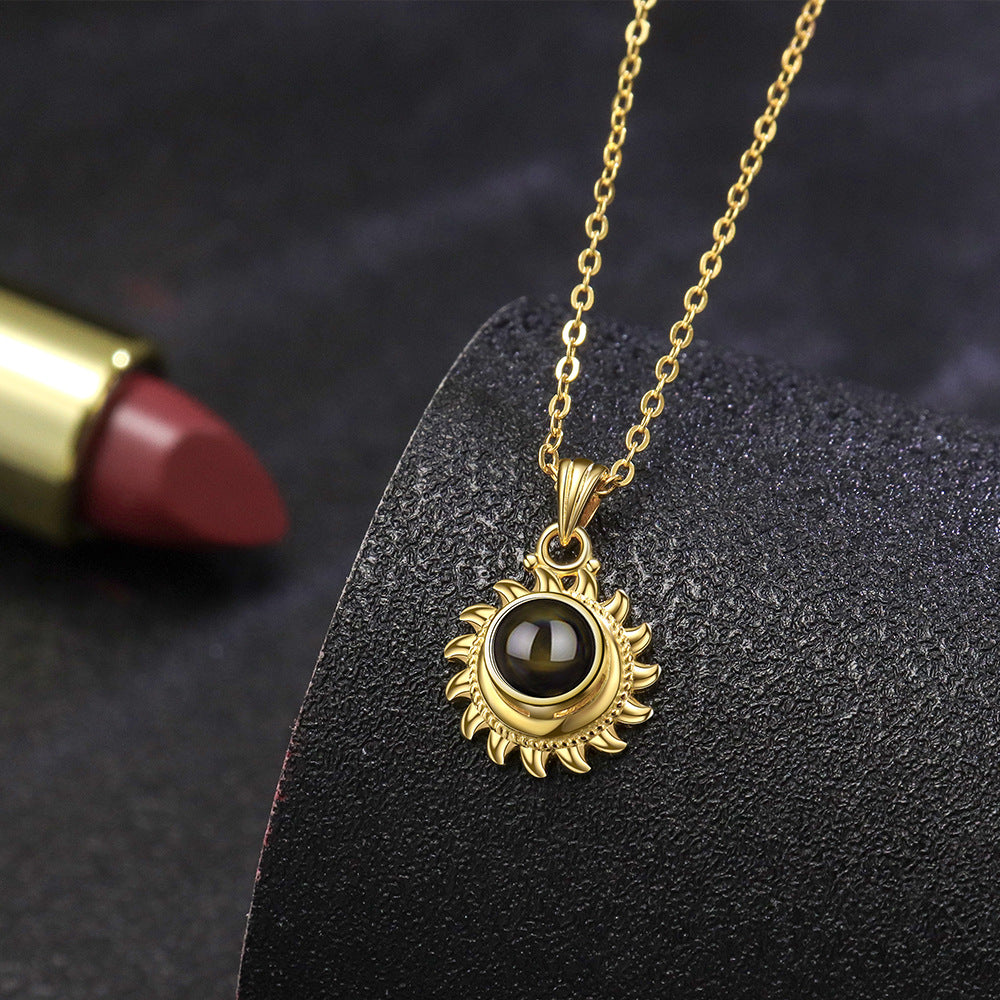 Language SUNFLOWER Projection Necklace