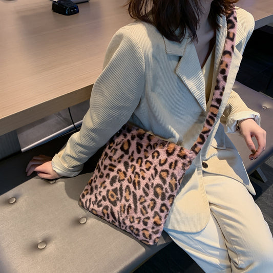 Leopard print plush crossbody bag