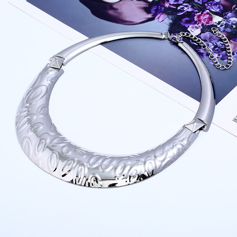 Women's Punk Fashion Metal Exaggerated Collar