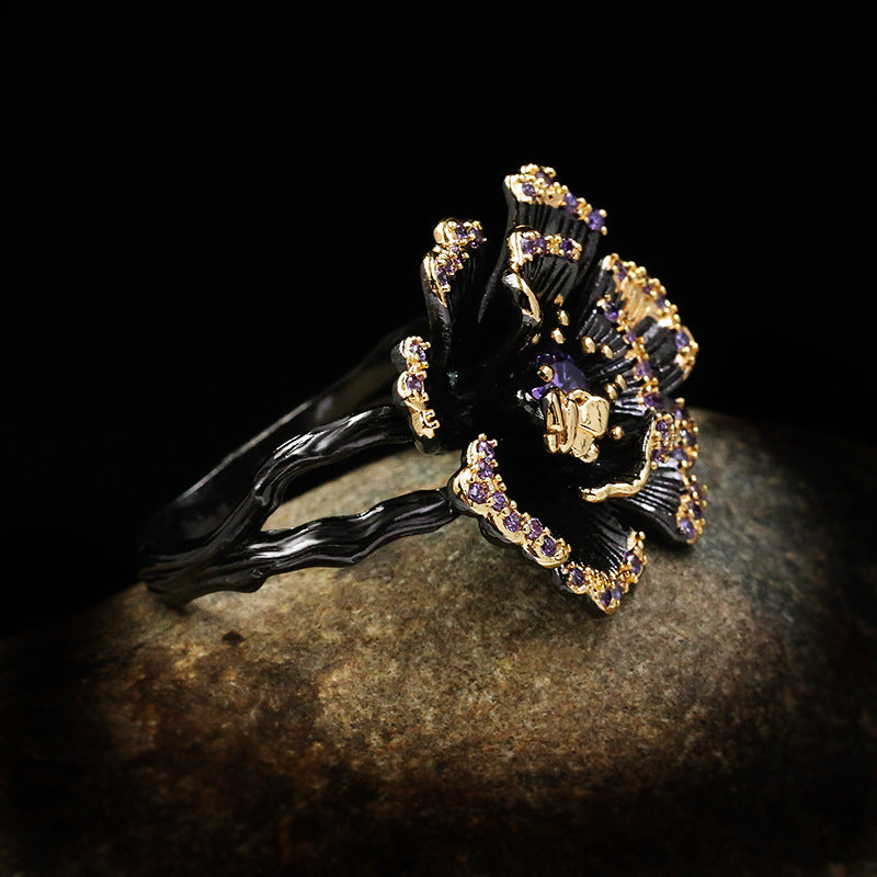 Personalized Golden Exaggerated Black Gold Two-tone Ring