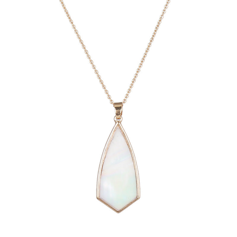 Trendy Leopard Print Abalone Character Necklace