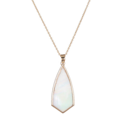 Trendy Leopard Print Abalone Character Necklace