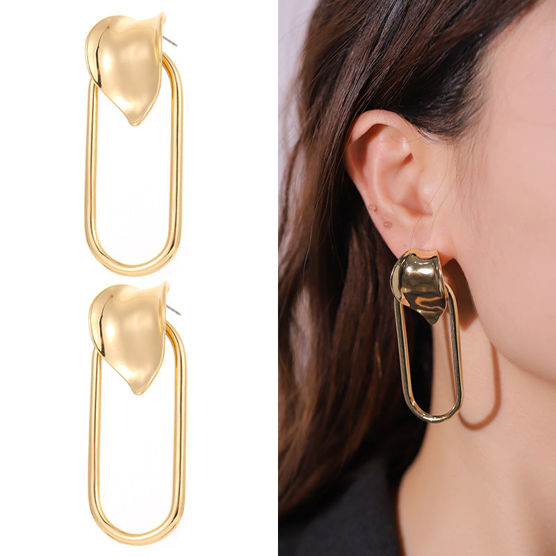 Women's Exaggerated Metal Grain Gold-plated Earrings