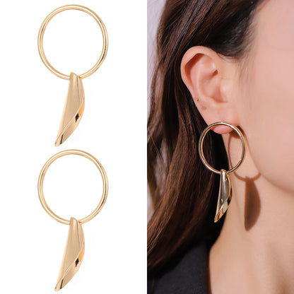 Women's Exaggerated Metal Grain Gold-plated Earrings