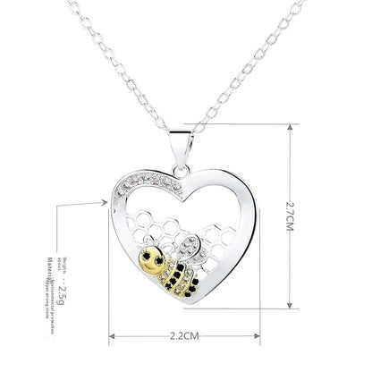 Fashion Exquisite And Creative Bee Hive Pendant Pastoral Style Temperament Female With Hearts Color Separation Necklace